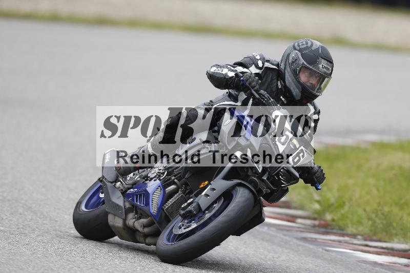 /Archiv-2024/13 22.04.2024 Plüss Moto Sport ADR/Einsteiger/56-1